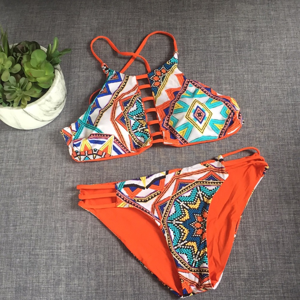 NWOT - 🍊🍊sexy reversible bikini 🍊🍊